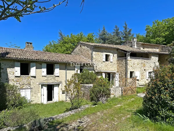 A vendre, Drôme Provençale, Authentique Ferme du XVIIIème à rén