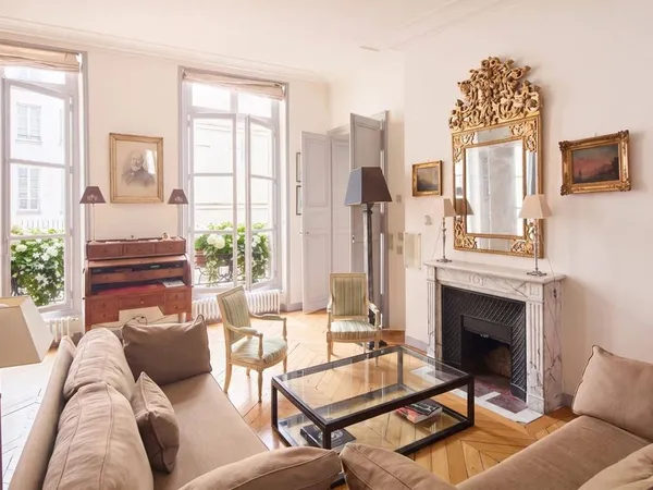 Appartement 5 pièces 148 m²