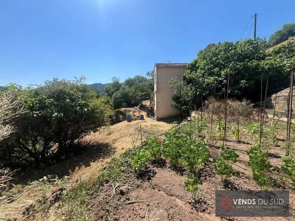 Terrain 2164 m²