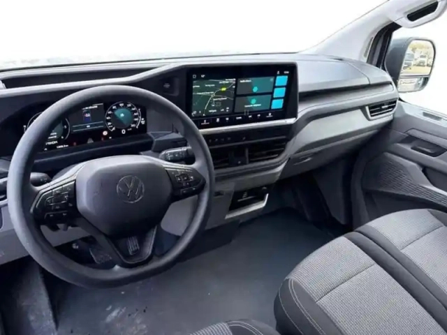 Volkswagen Transporter van tdi 150 ch bva8 l2 — photo 9