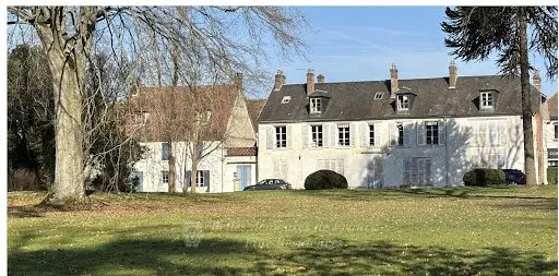 Propriété 20 pièces 1500 m²