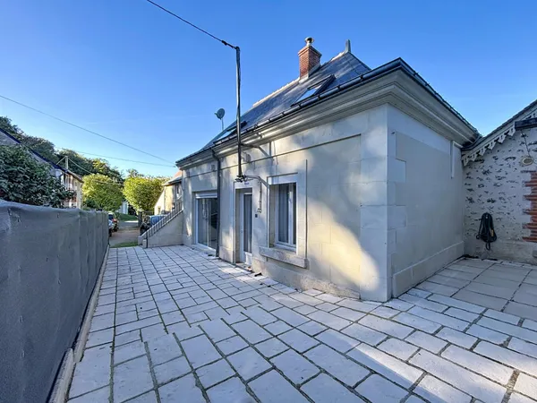 Maison ancienne rénovée, six chambres.