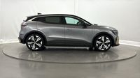 Renault Mégane E-Tech Electric EV60 220ch Iconic super charge -C — photo 4