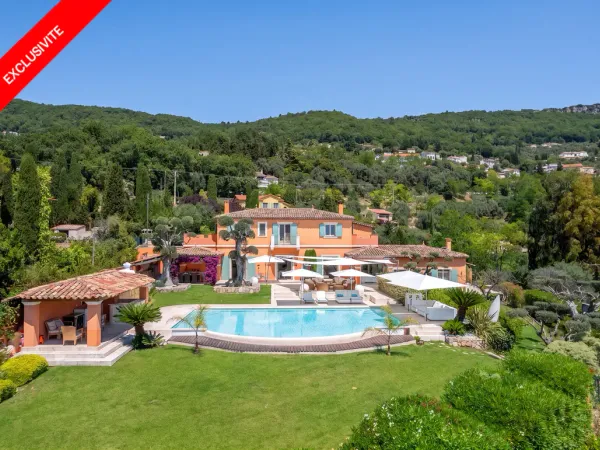 Propriété d'exception avec vue mer panoramique