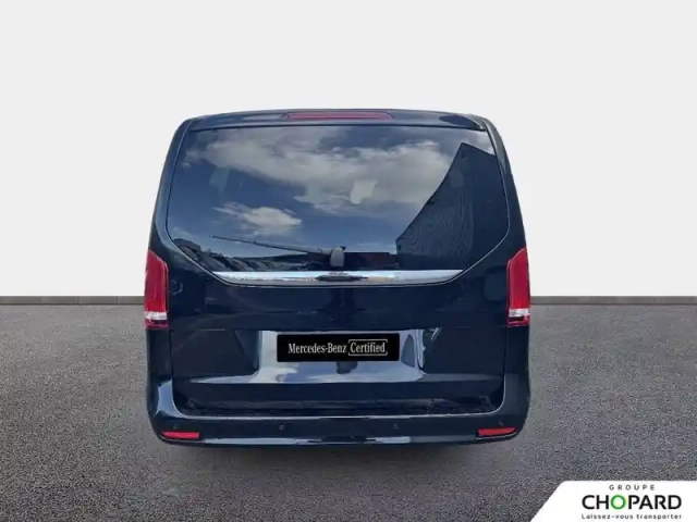Mercedes Classe V eqv 300 extra long 204 ch — photo 35