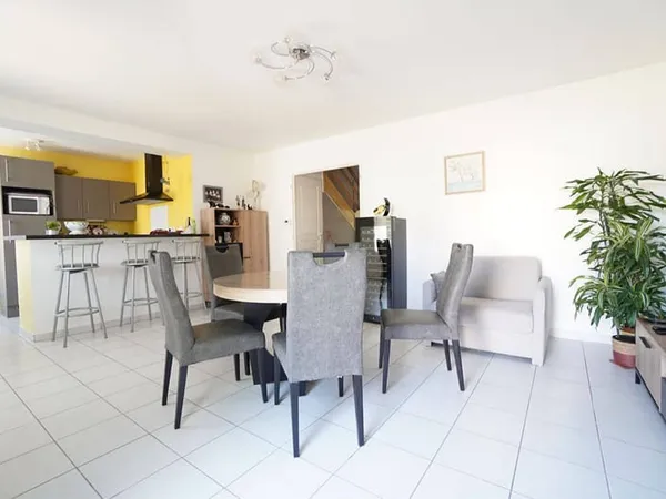 Maison 5 pièces 93 m²