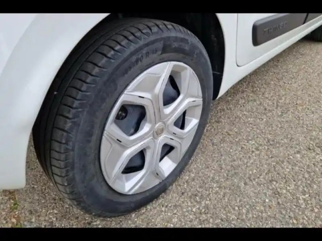 Renault Twingo e-tech electric authentic r80 achat intégral — photo 13
