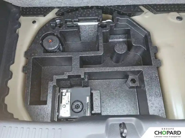 Citroën C3 hybride 110 ch automatique — photo 24
