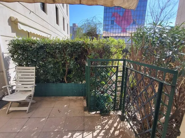 RSS* Hespérides Montpellier Esplanade- Vente Bel Appartement 2 Pièces en Rez de Jardin. Rare !
