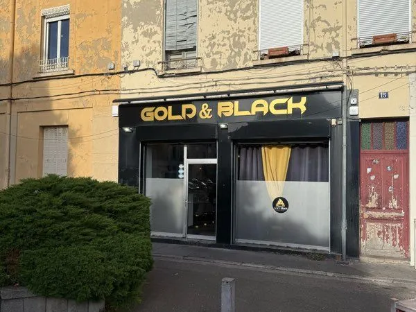 Fonds de commerce Restaurant - 70 m² + Terrasse - Fort potentiel