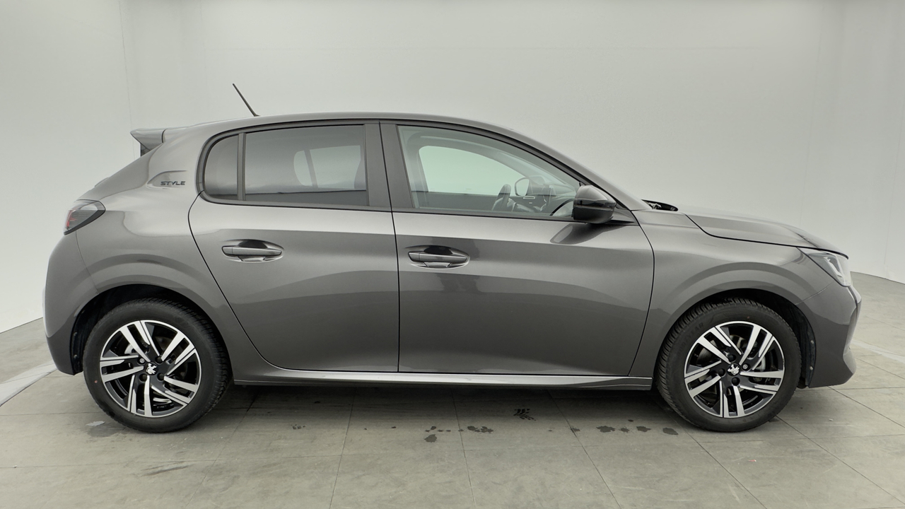 Peugeot 208 PureTech 100 S&amp;S EAT8 — photo 6