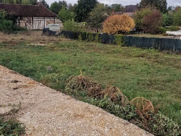 TERRAIN CONSTRUCTIBLE