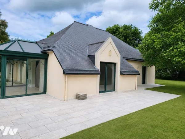 Maison 8 pièces 154 m²