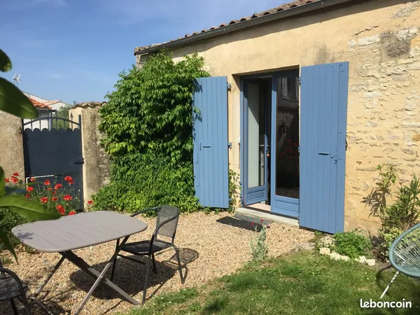 Maisonnette de village,10km de La Rochelle