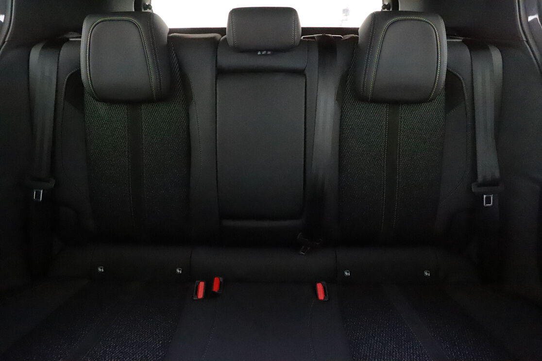 Peugeot 308 1.5 Blue-HDi GT EAT8 — photo 14