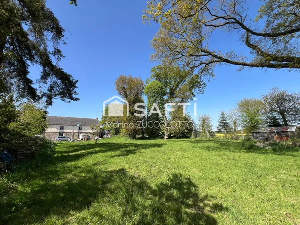 Bâtisse 280m2 / Terrain 12300m2