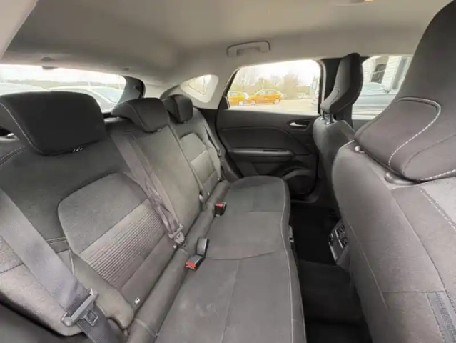 Renault Captur ii business blue dci 95 — photo 11