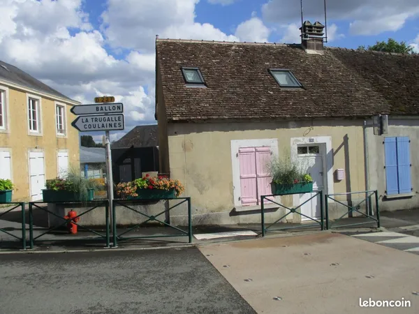 Maison à louer à Souligné sous Ballon