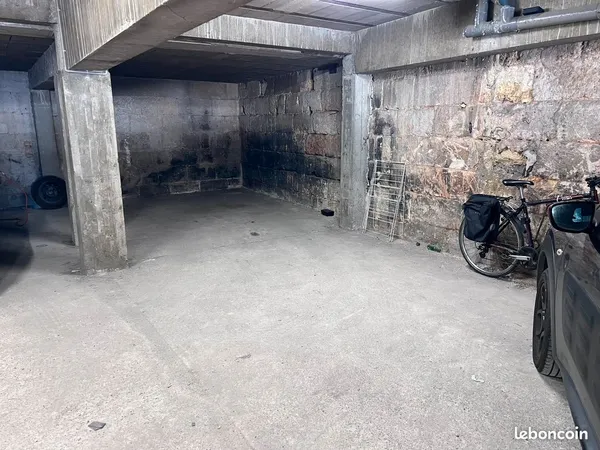 Location garage sécurisé secteur Capucins-La victoire Bordeaux
