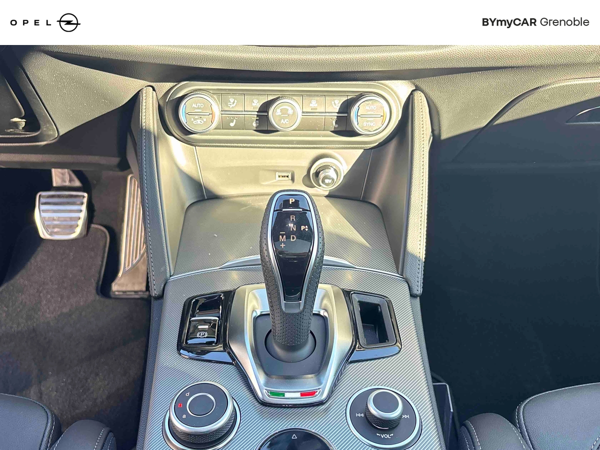 Alfa Romeo Stelvio 2.2 160 ch AT8 — photo 21