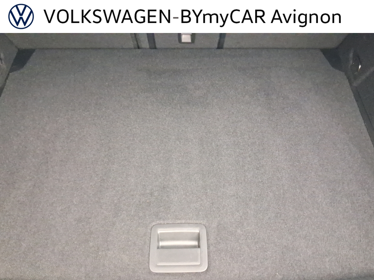 Volkswagen Golf 1.0 eTSI OPF 110 DSG7 — photo 25