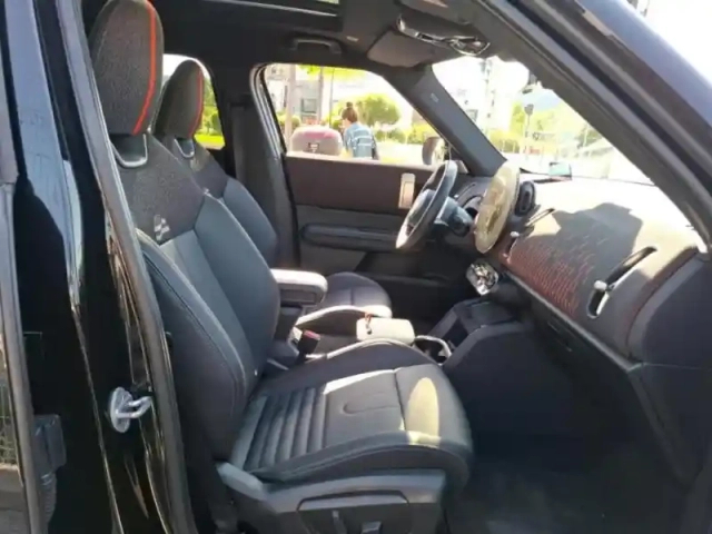 Mini Countryman se 313ch jcw all4 — photo 5