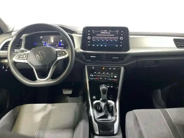 Volkswagen T-Roc 1.5 tsi evo2 150 start/stop dsg7 vw edition — photo 8