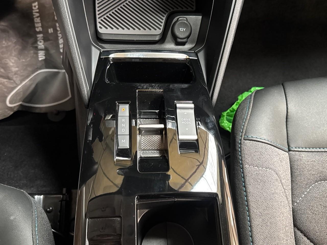 Citroën C4 1.2 hybride 136ch s&s plus automatique — photo 20