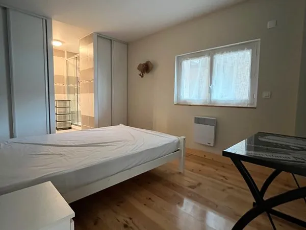 Appartement meublé avec terrasse et parking - Bègles