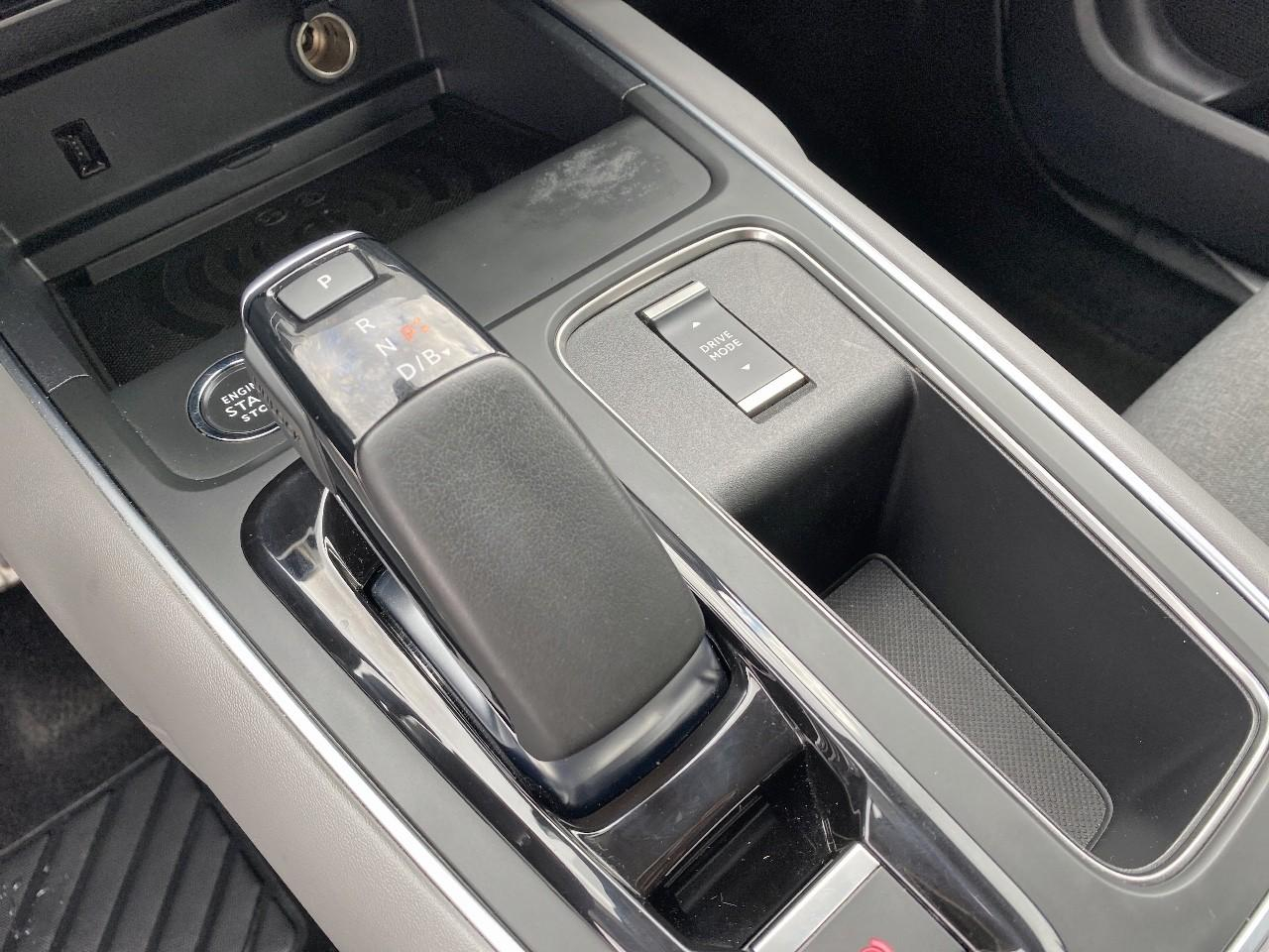 Citroën C5 Aircross hybrid rechargeable 225ch shine pack e-eat8 — photo 26
