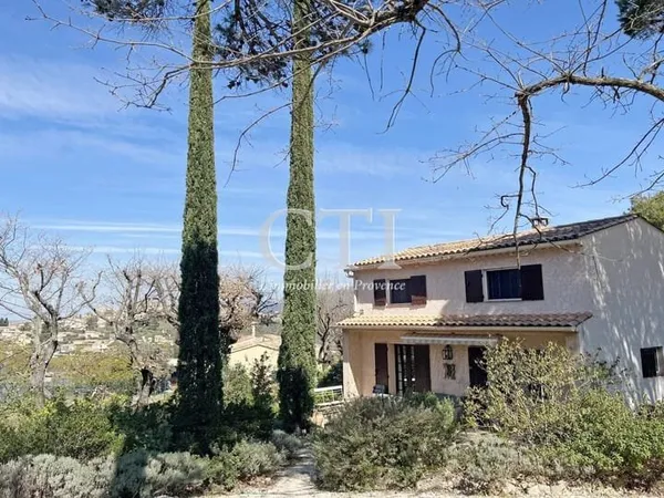 Villa avec piscine et vue dominante proche Vaison-la-Romaine