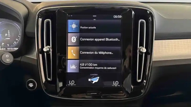 Volvo Xc40 t4 recharge 129+82 ch dct7 — photo 19
