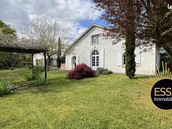 Maison 10 pièces 200 m²
