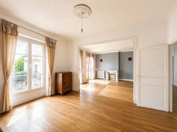 Maison 20 pièces 448 m²