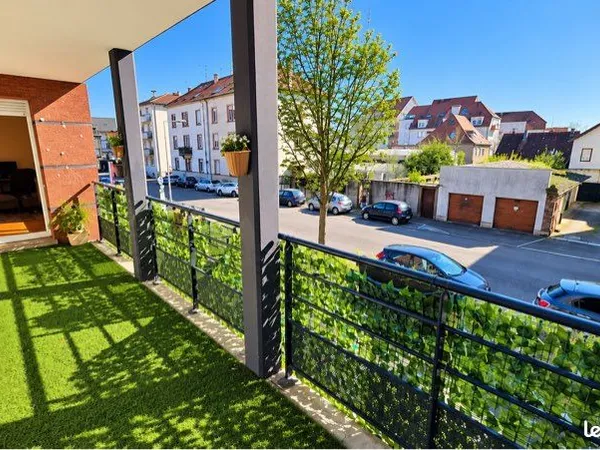 Colmar centre - T4 d'angle 96 m², suite parentale, 2 terrasses, parking
