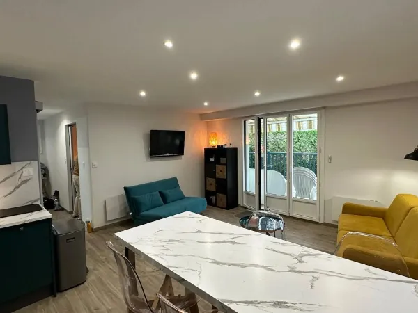 À VENDRE - APPARTEMENT T2 AVEC TERRASSE EXCEPTIONNELLE À CIBOURE