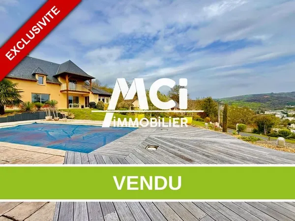 Exclusivité MCI IMMOBILIER VILLA SUR LES HAUTEURS D'ESPALION