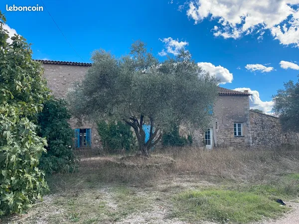 Location Maison T3 Ollières