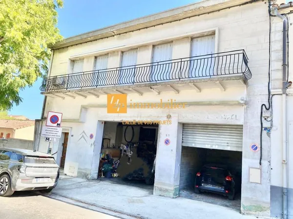 Maison 5 pièces 330 m²