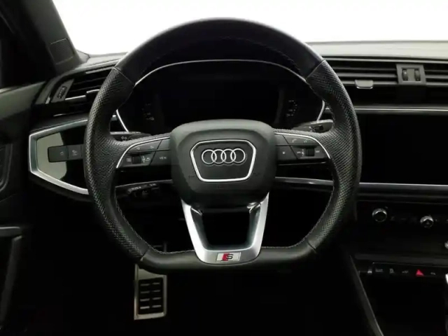 Audi Q3 45 tfsie 245 ch s tronic 6 s line — photo 12