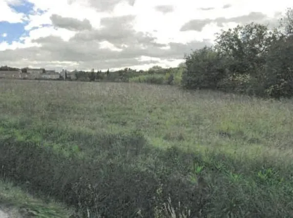 Terrain 168 m²