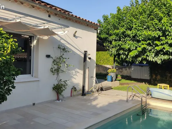 Villa récente 120 m2 - Chateaurenard centre