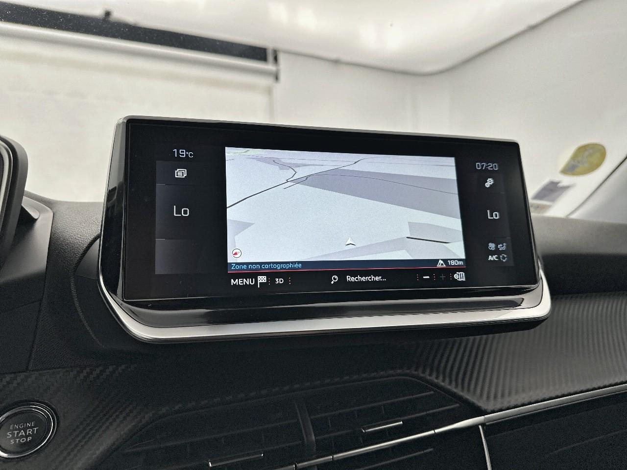 Peugeot 2008 bluehdi 130 s&s eat8 allure pack — photo 10