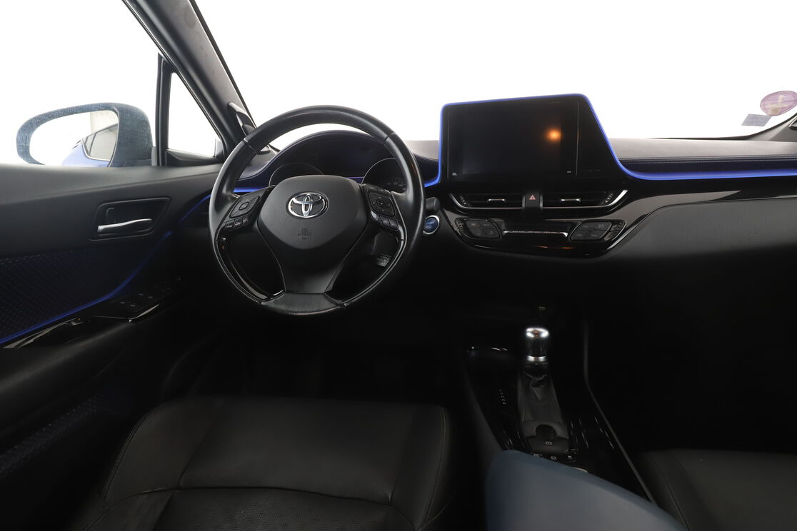 Toyota C-HR 1.8 Hybride Graphic — photo 12