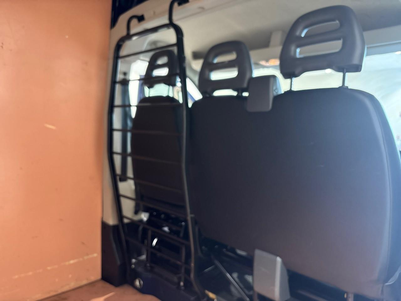 Peugeot Boxer 330 l2h2 2.2 bluehdi s&s 120ch pro — photo 12