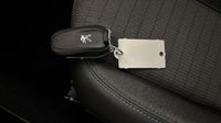 Peugeot 208 1.5 BlueHDi 100ch S&S Allure — photo 16