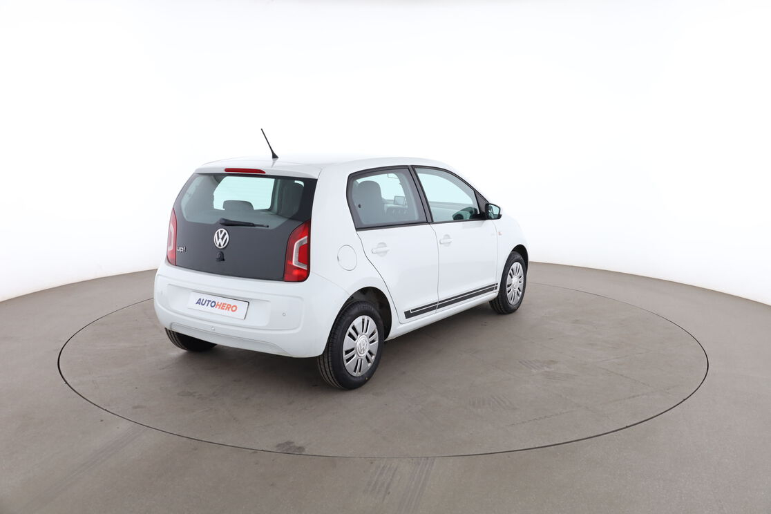 Volkswagen up! 1.0 Up! Club — photo 5