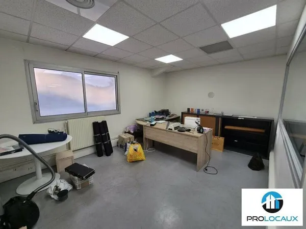 Bureau 173 m²