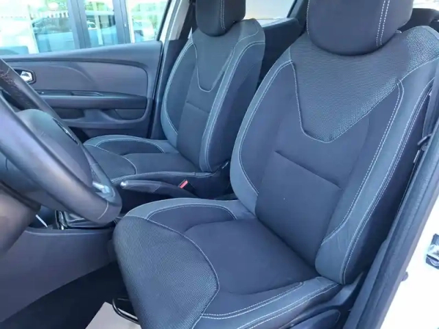 Renault Clio dci 90 e6c — photo 2