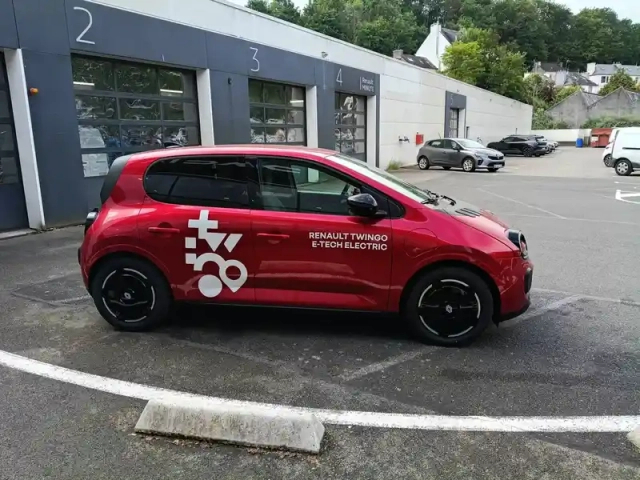 Renault Twingo e-tech electrique 80 ch autonomie urbaine — photo 7